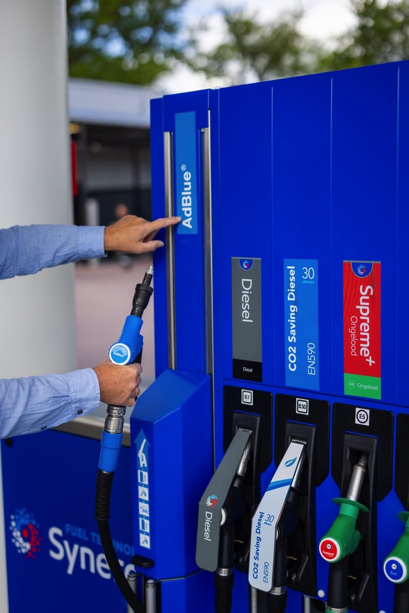 Tanken bij Den Hartog Retail